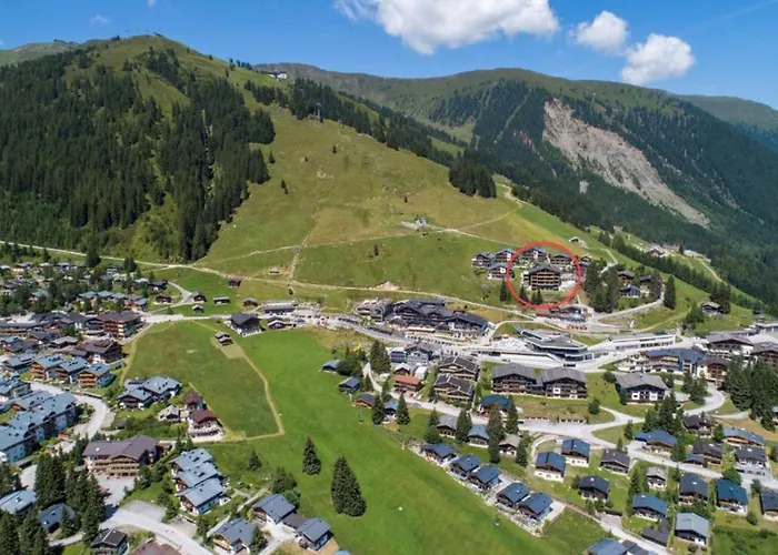 Edelweisshaus 1 *